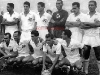 1956-em-pe-helvio-ramiro-urubatao-manga-zito-e-ivan-agachados-alfredinho-jair-alvaro-vasconcelos-e-tite