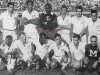 1958-em-pe-ramiro-airton-pavilhao-veludo-scotto-dalmo-e-zito-agachados-dorval-jair-pele-pagao-pepe-e-macedo